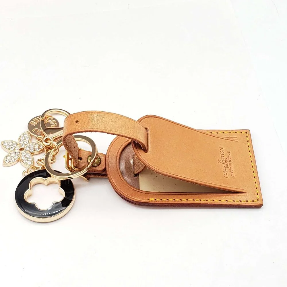 Louis Vuitton Monogram Key & Card Holder Accented with Tan Leather