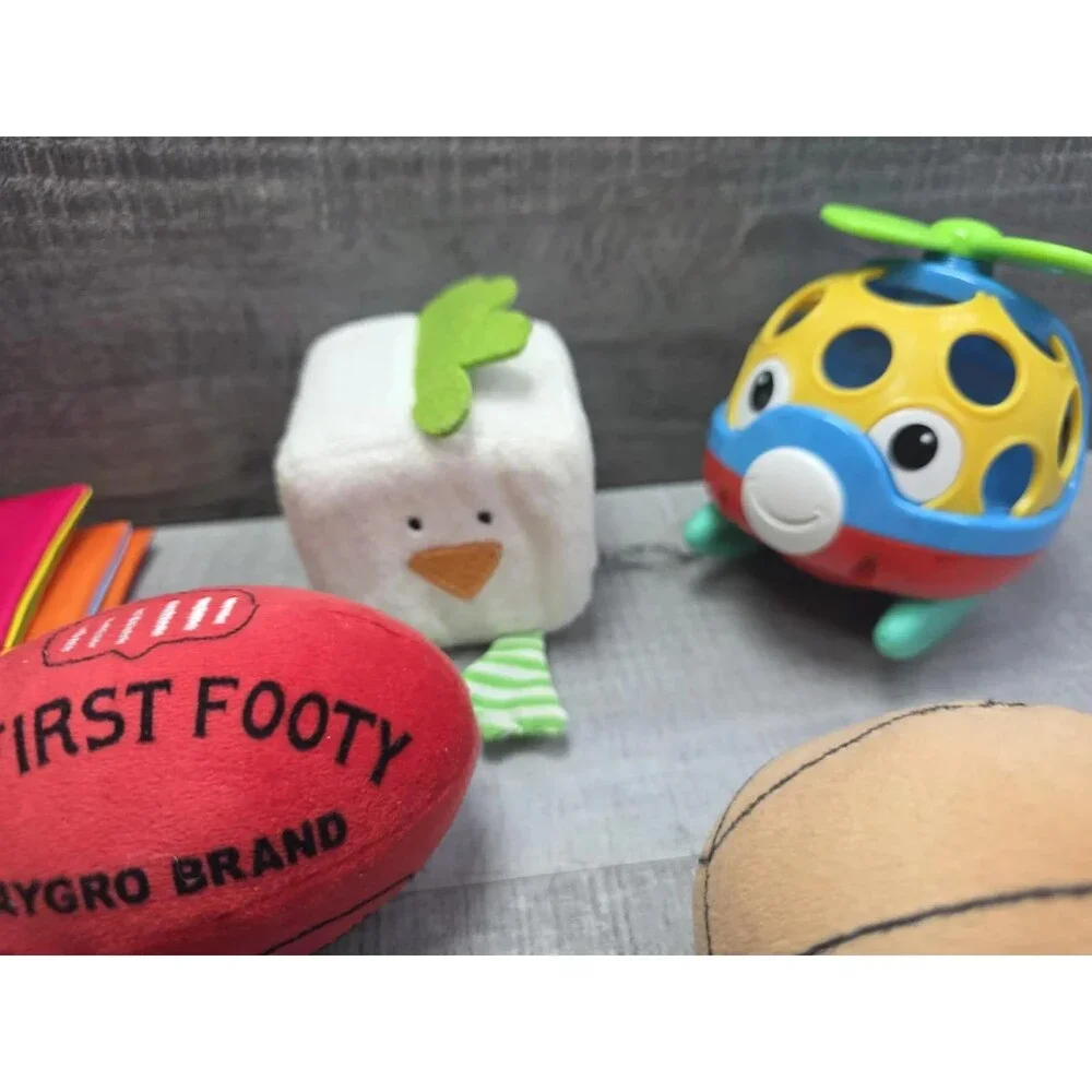 Lot Baby Sports Ball Toy Infant Sports Rattle Pottery Barn Kids Block + b209