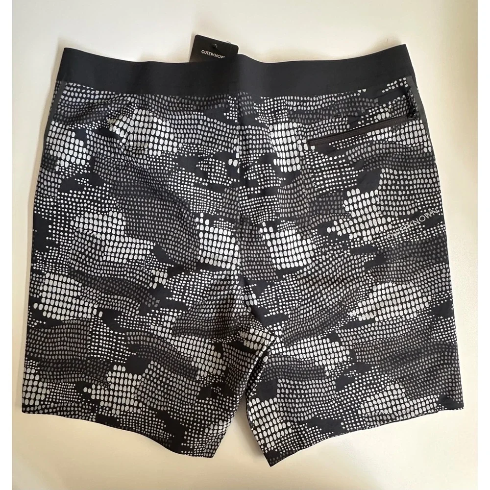 Outerknown Apex Kelly Slater Pescador Camo Boardshorts Grey Size 33 NWT