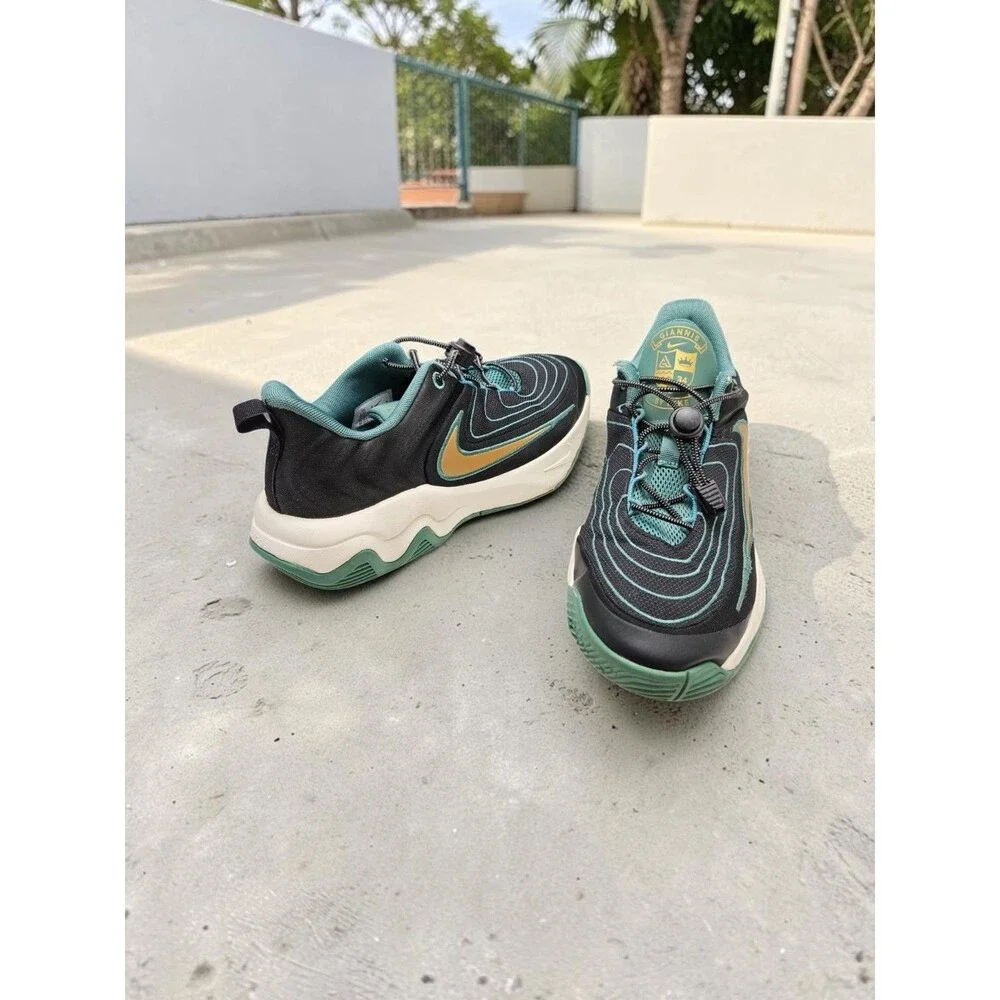 Nike Kids Giannis Immortality 4 Basketball Shoes Sneakers SZ 6.5Y HV9127-001