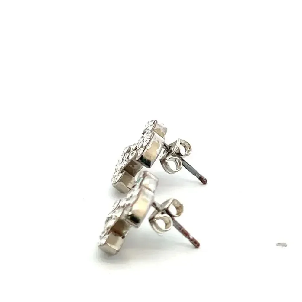 CHANEL logos stud