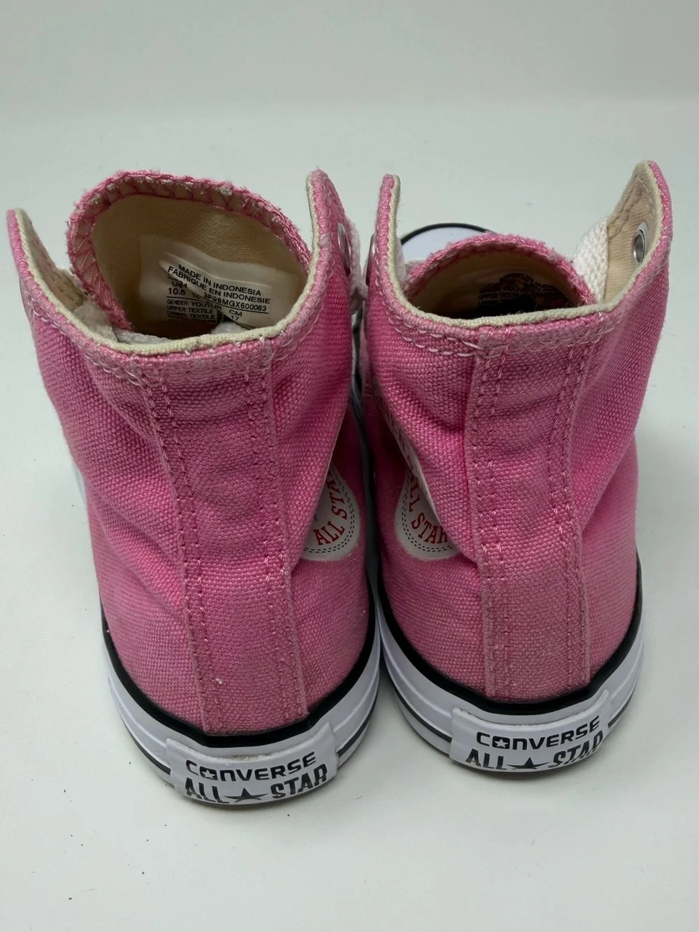 Converse snug durable