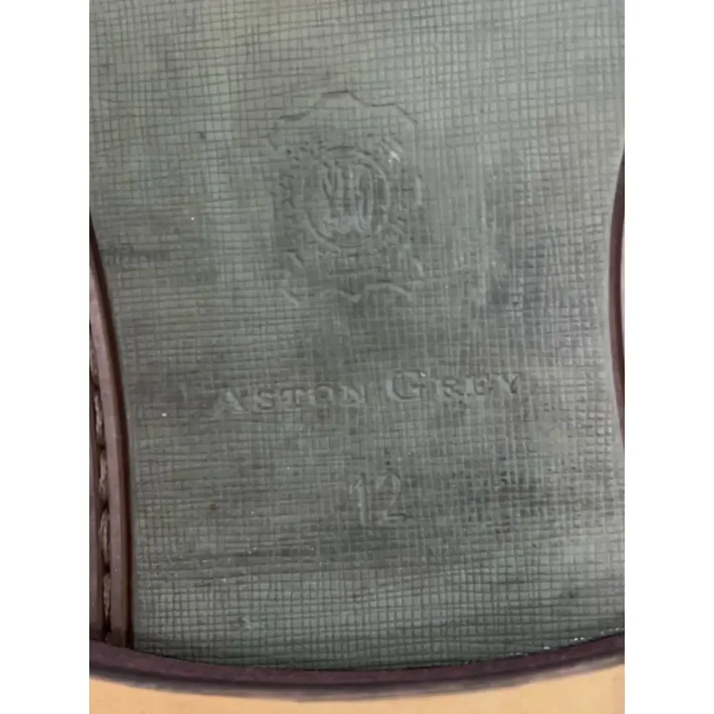 Aston Grey see lace minimalist