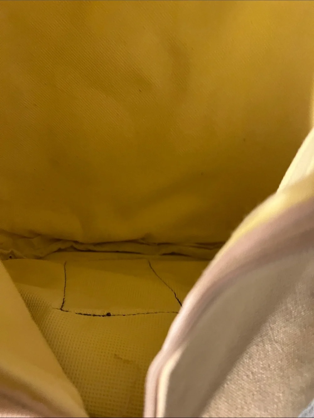 N/A sturdy beige
