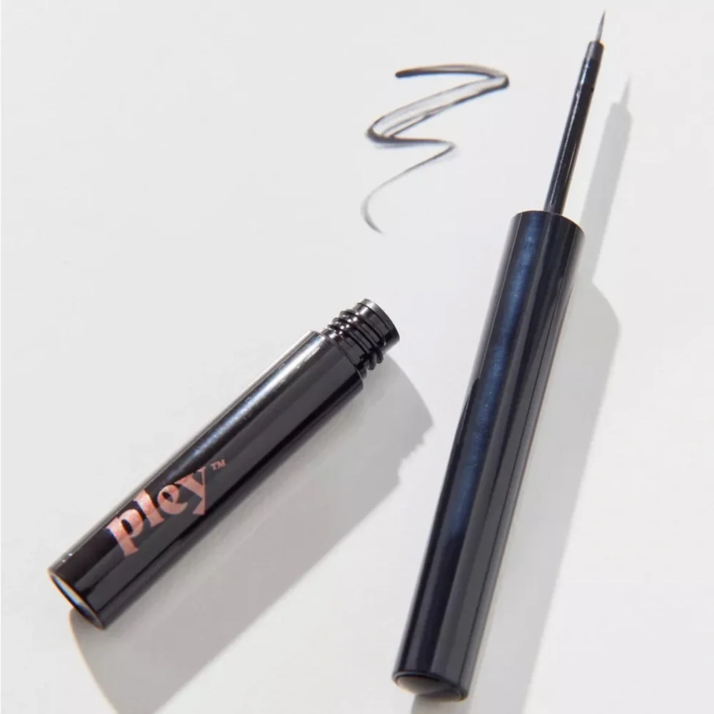 Let It Linger 12-Hour Longwear Eyeliner from Pley Beauty
