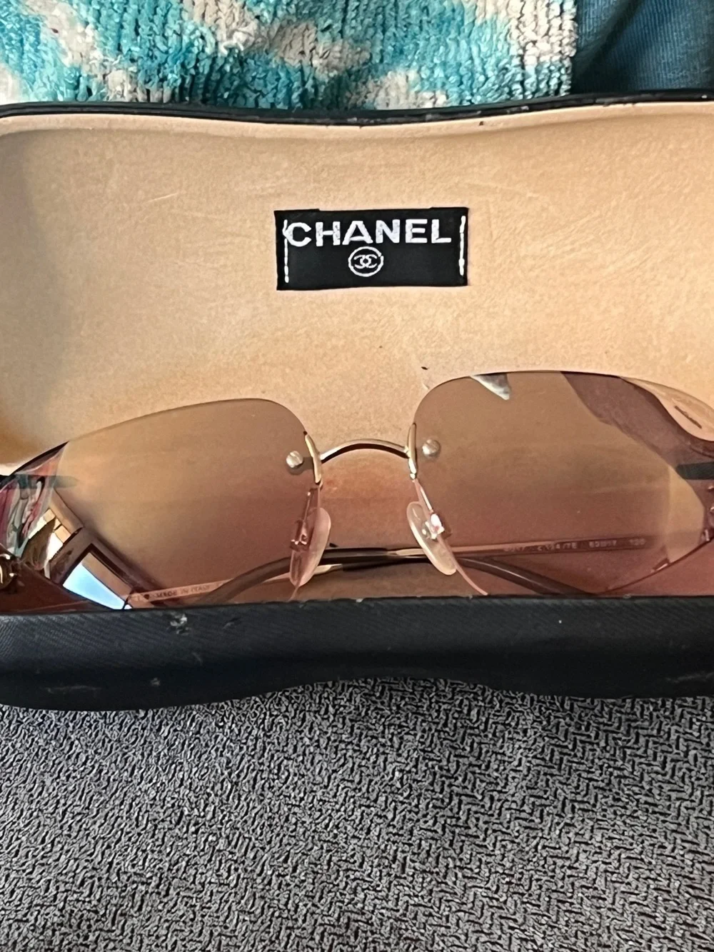 CHANEL vintage 4017