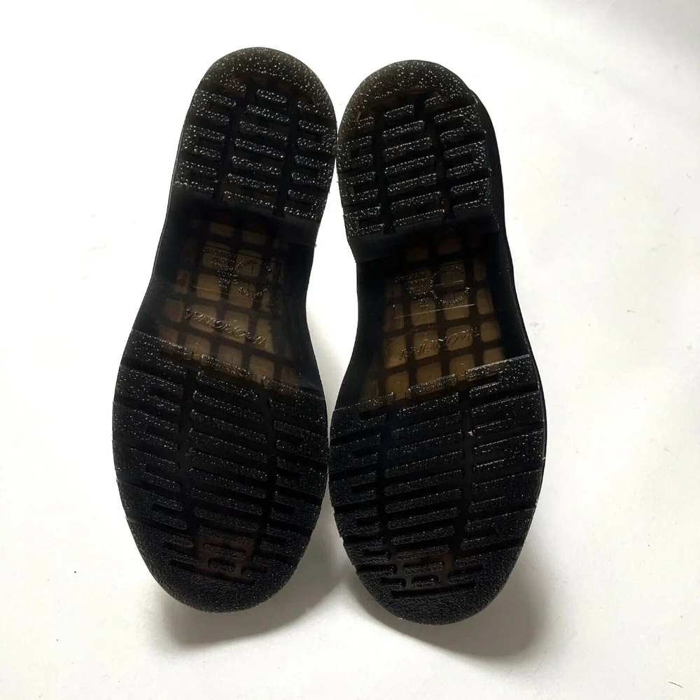 Dr. Martens brand dr