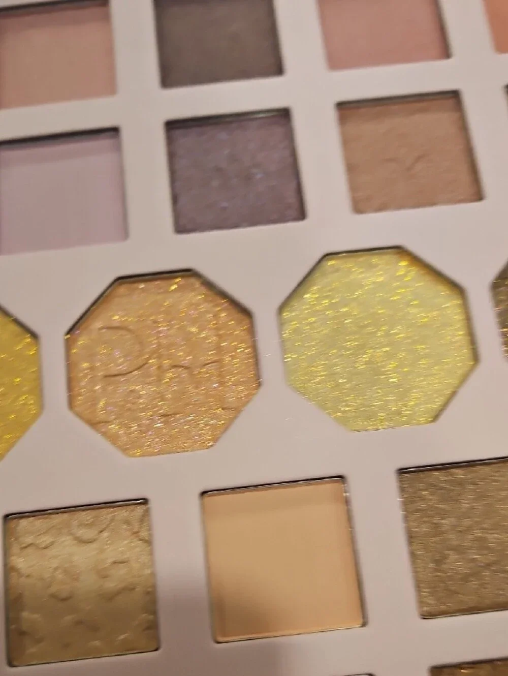 Paris Hilton cosmetics eyeshadow