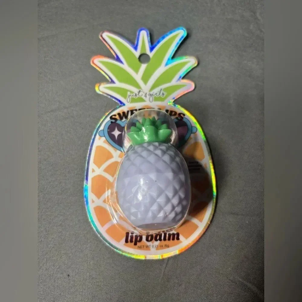 Pineapple brighten up