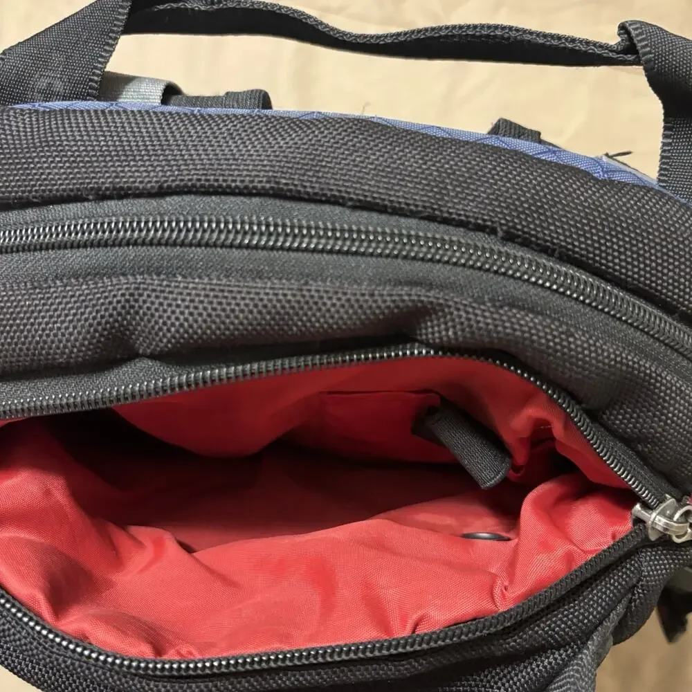 SWISSGEAR by Wenger Large Black/Blue/Gray Backpack Zip, Padded, Fits 15