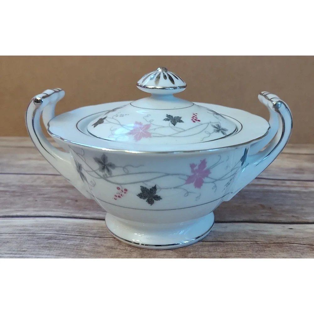 Crescent fine China crescent fine