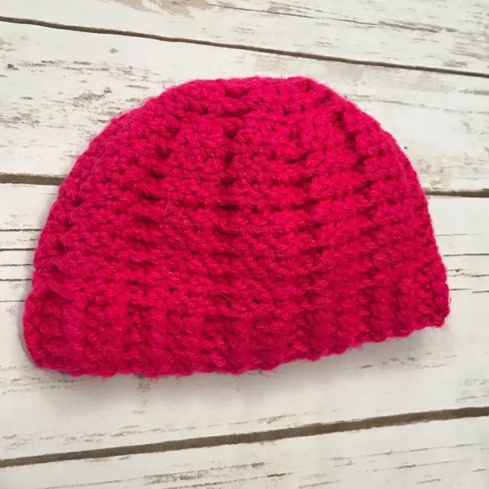 D‎ Hand Crocheted Little Girl Hat Winter Snow Warm