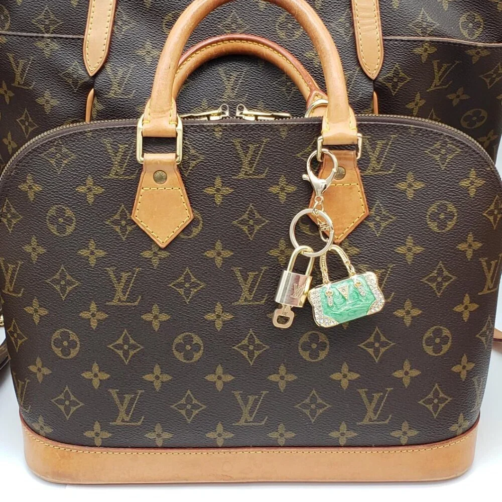 Louis Vuitton Gold Lock 🔒 Authentic LV Key + Unbranded Bag Charm