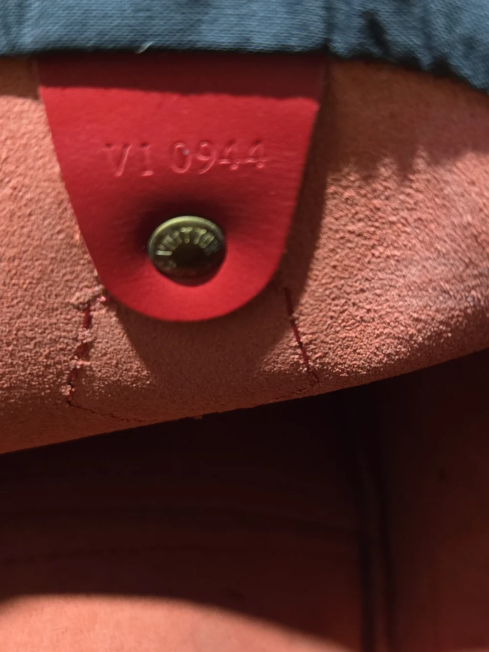 Vintage 1994 Louis Vuitton Castilian Red Epi Leather Speedy 25
