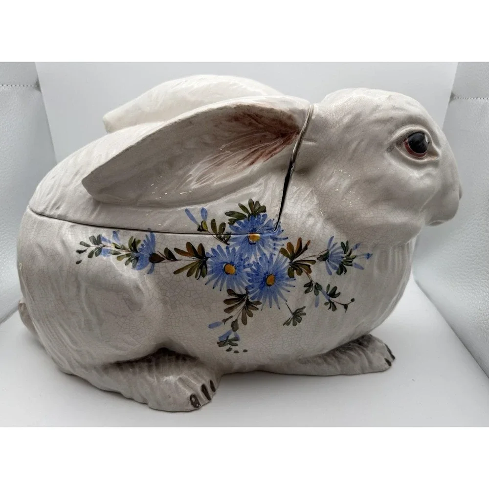 Bassano add charming
