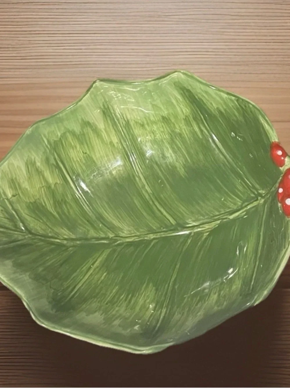 Maxcera Pinecone Holly Leaf Ceramic,Discontinued Vintage Serving Bowl 12x8.5in