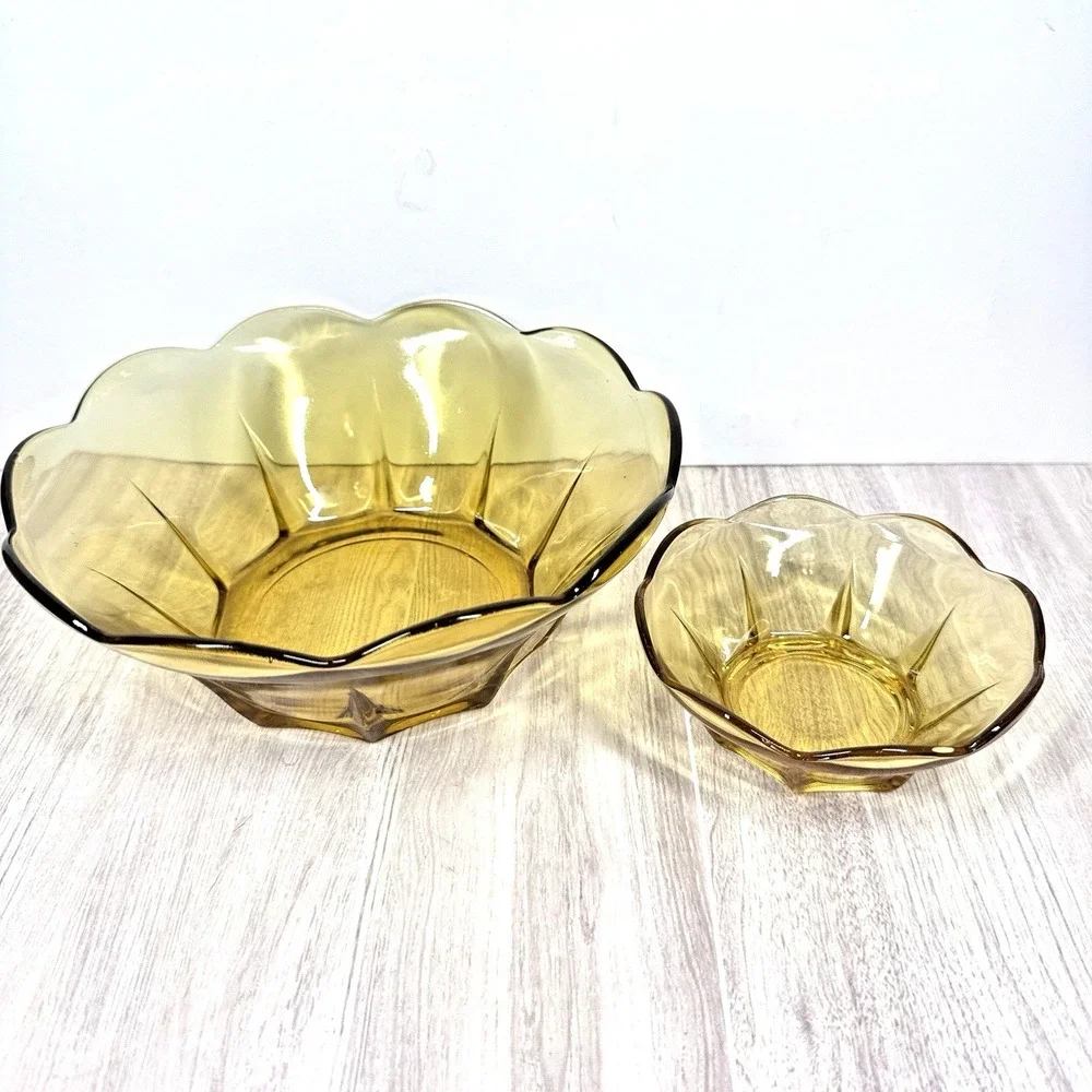 Vintage Amber Glass Serving Bowl Set Retro Scalloped‎ Dessert Fruit Bowls