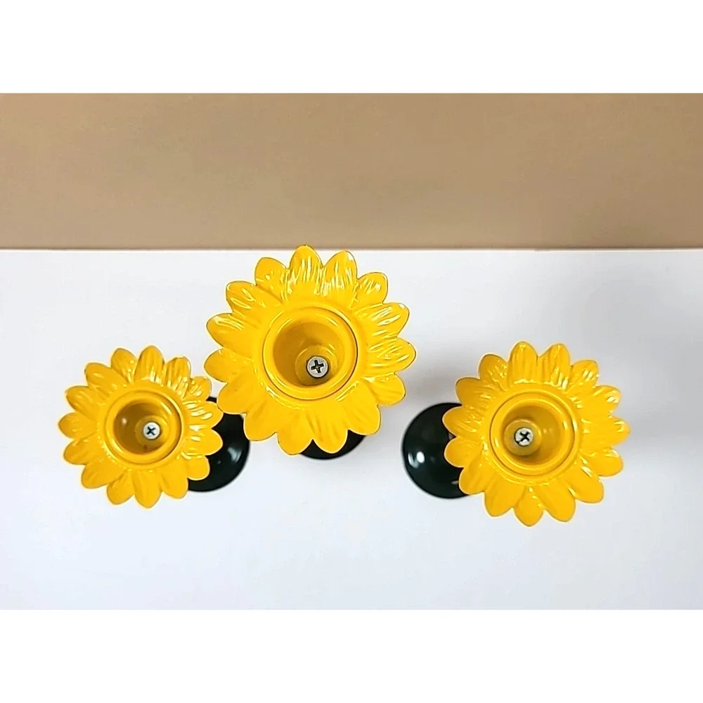 Set of‎ 3 Yellow/Green Metal Sunflower/Daisy Candlestick Holders-Cottage-Spring