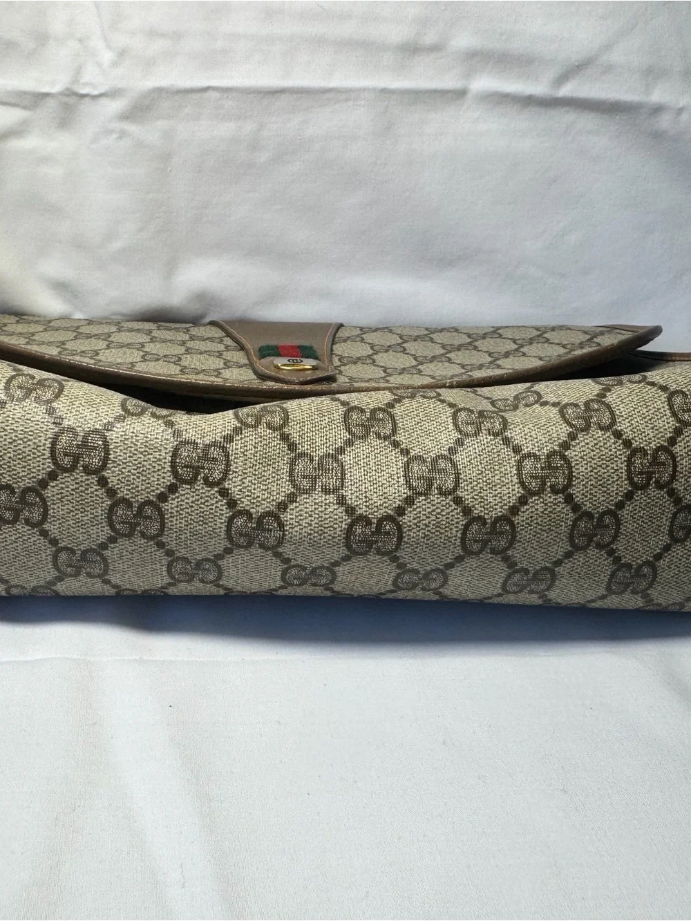 Gucci classic clutch