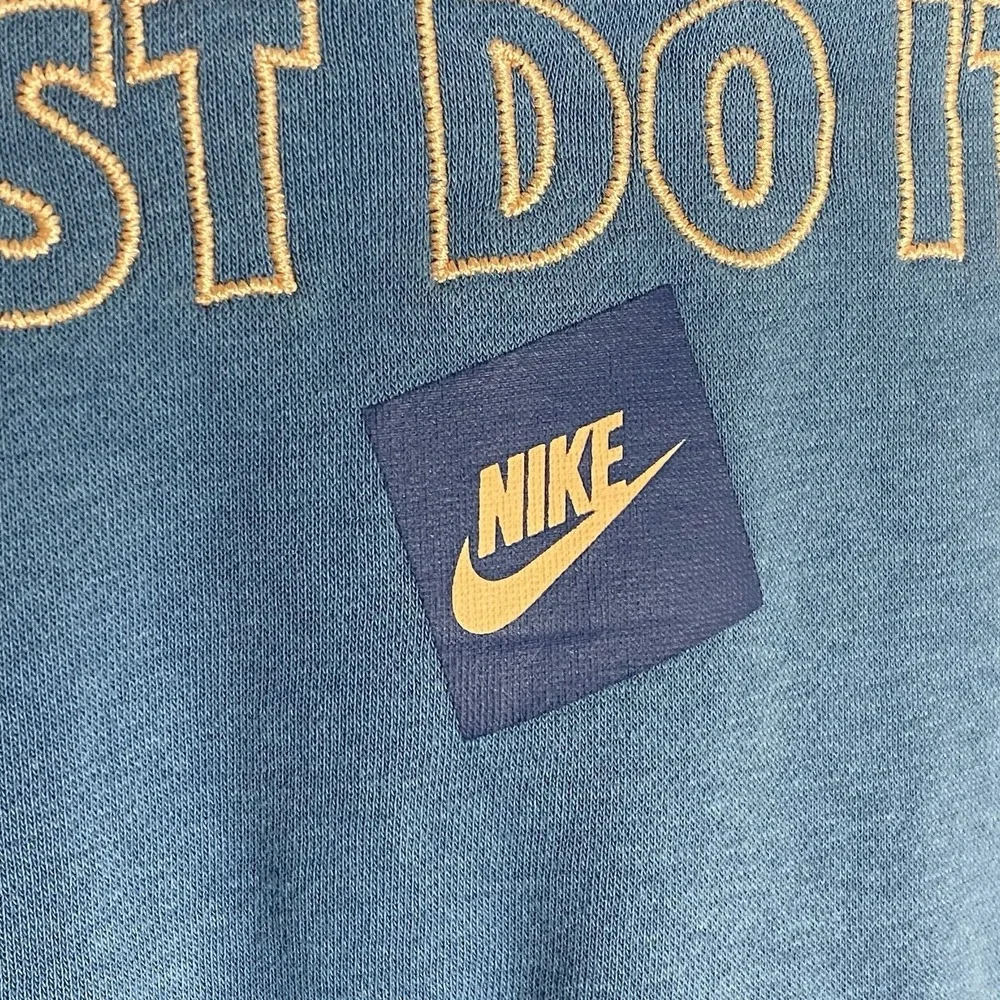 Nike up sale