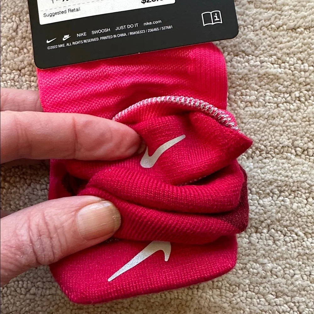 Nike nwt pairs