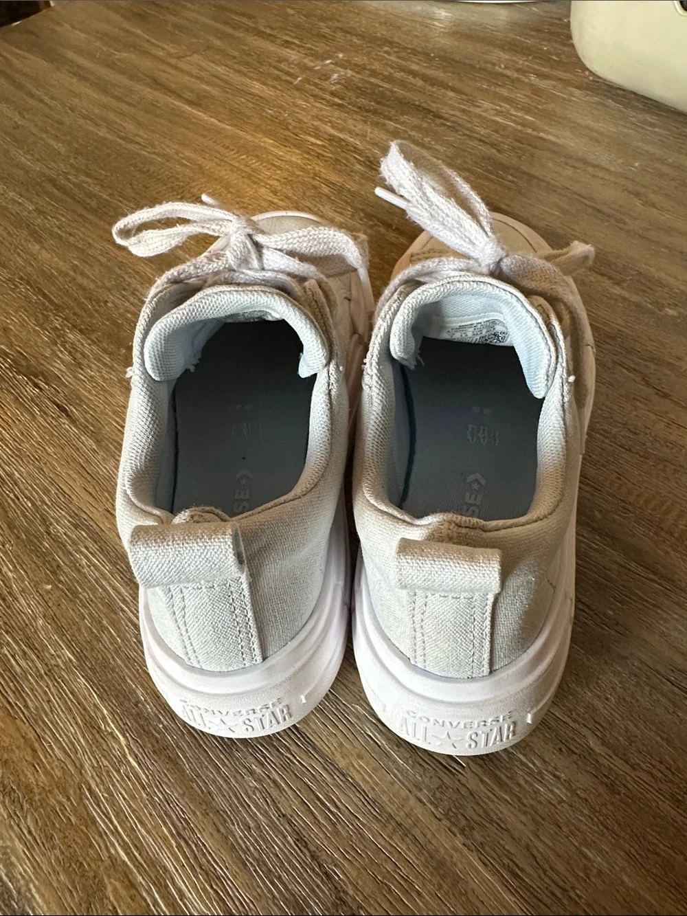 Converse casual low