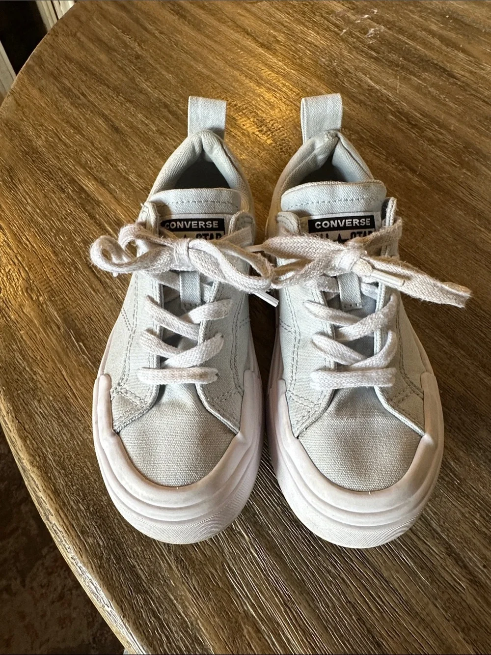 Converse casual low