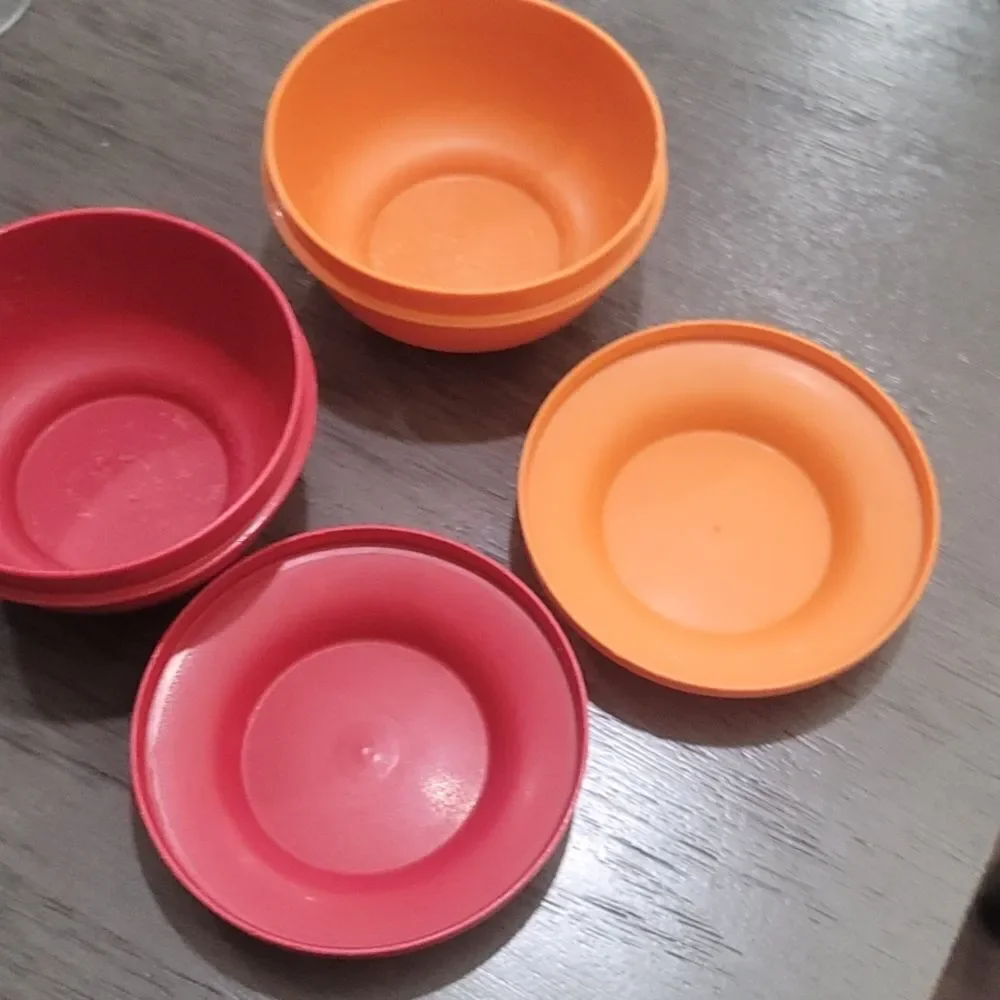 Tupperware good vintage