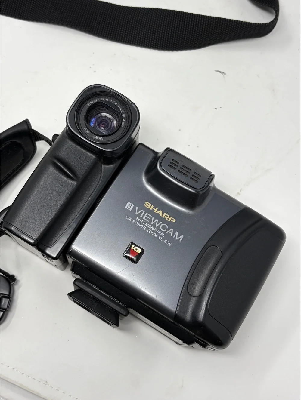 Sharp Viewcam 8mm Video Camera with Carrying Case