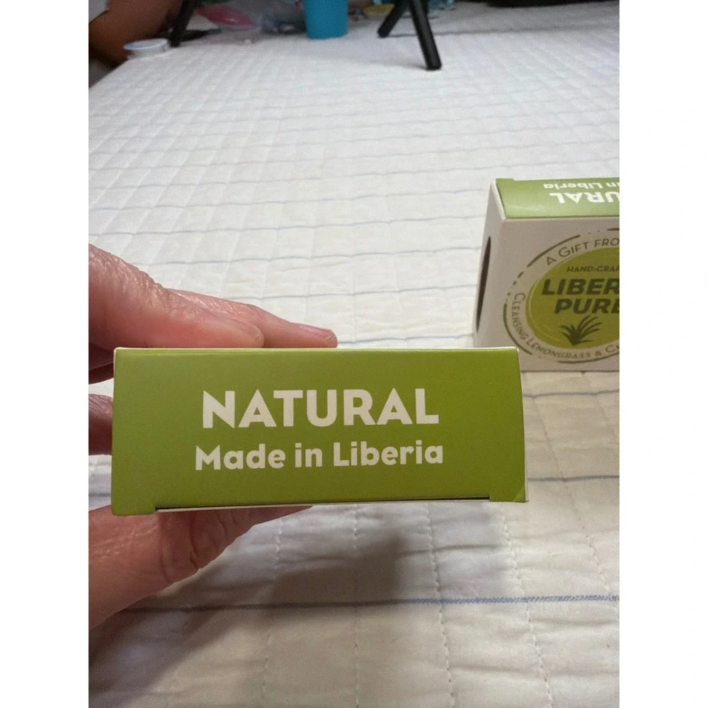 Liberia Pure hand crafted