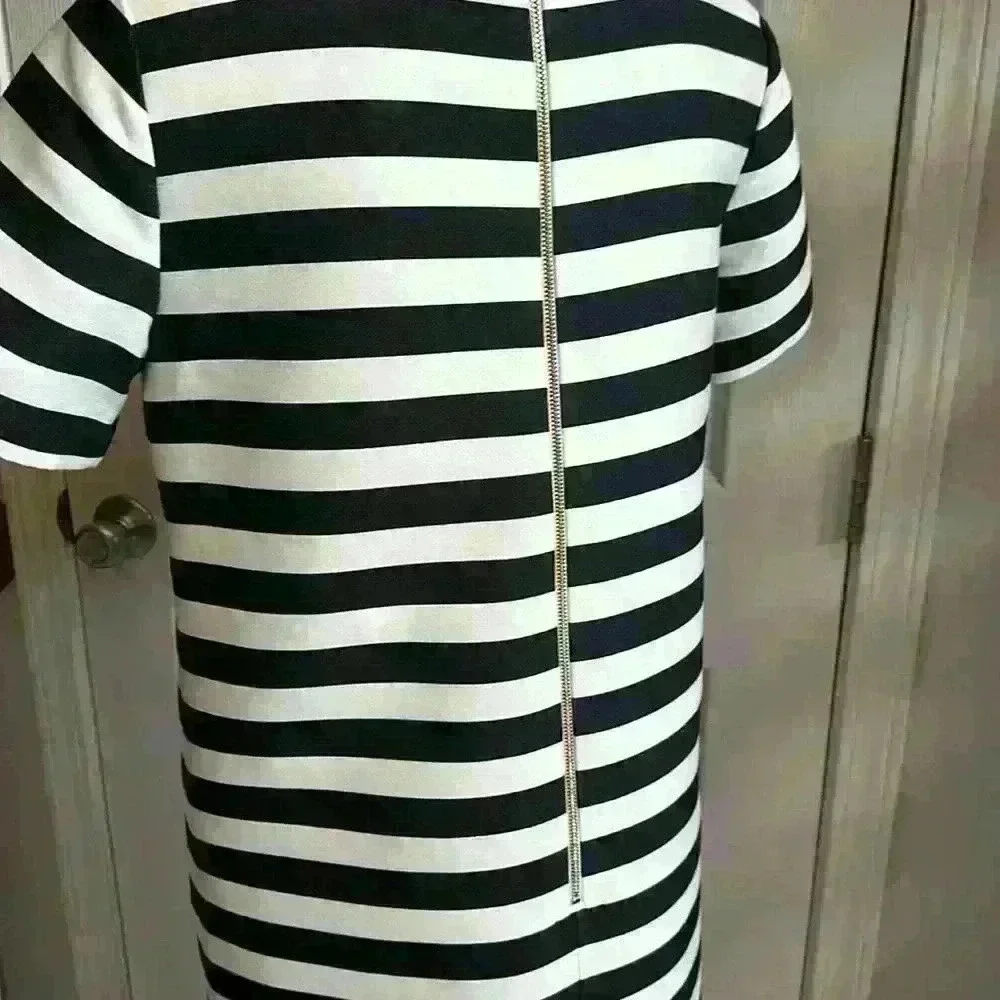 Kate Spade New York Black and Cream Midi Cotton/Silk Zippered Back Womens Size 8