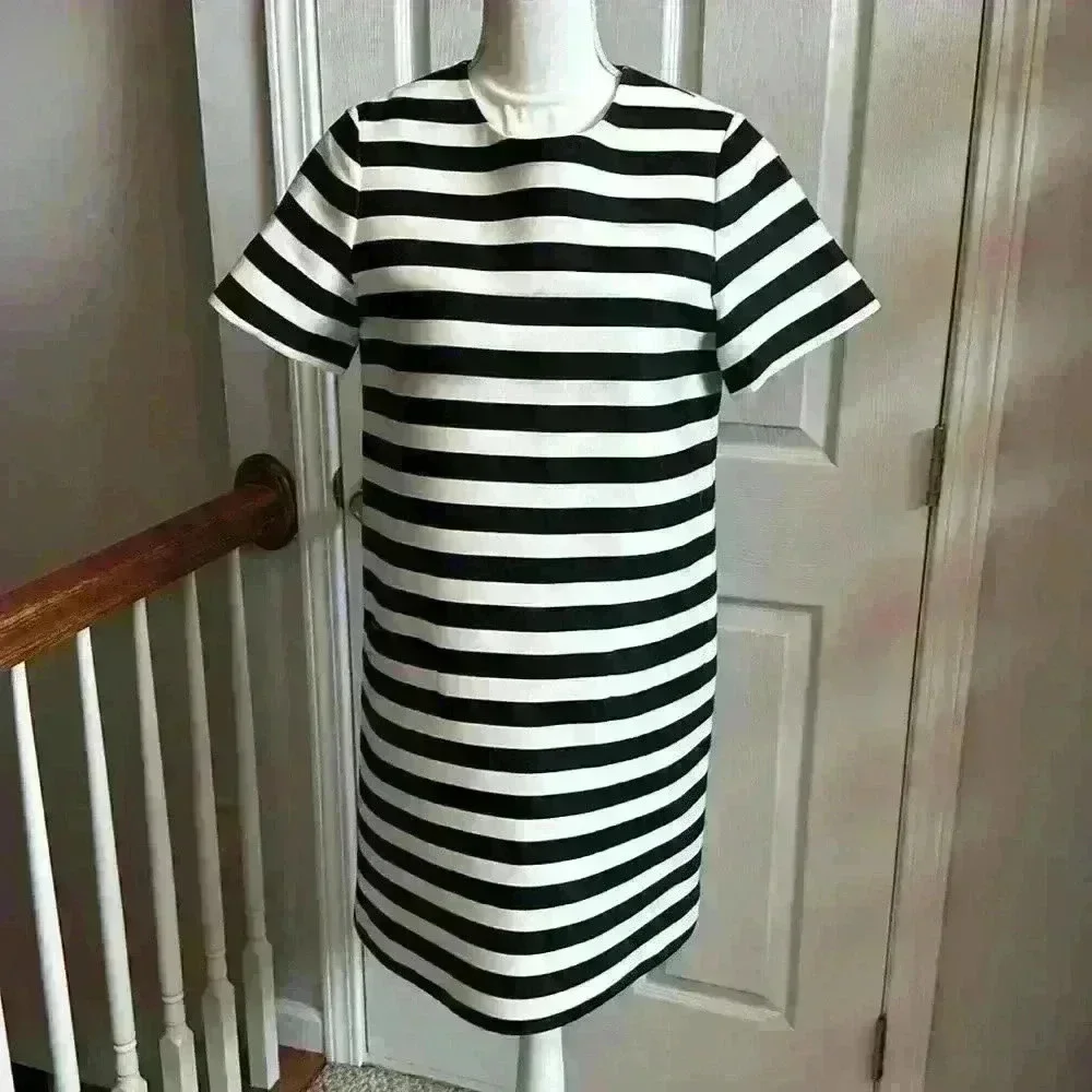 Kate Spade New York Black and Cream Midi Cotton/Silk Zippered Back Womens Size 8
