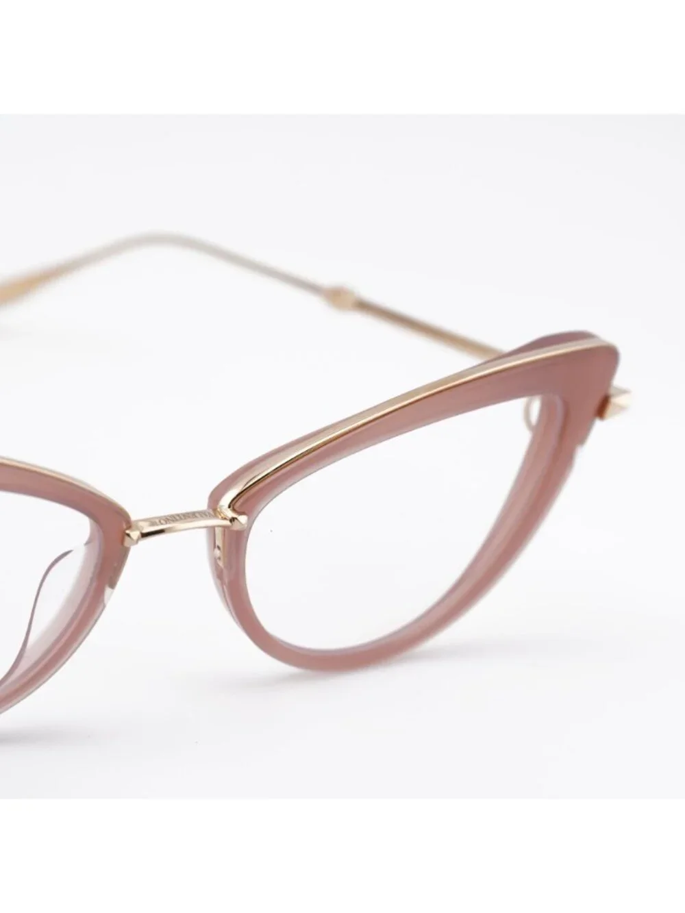 Valentino brand vary