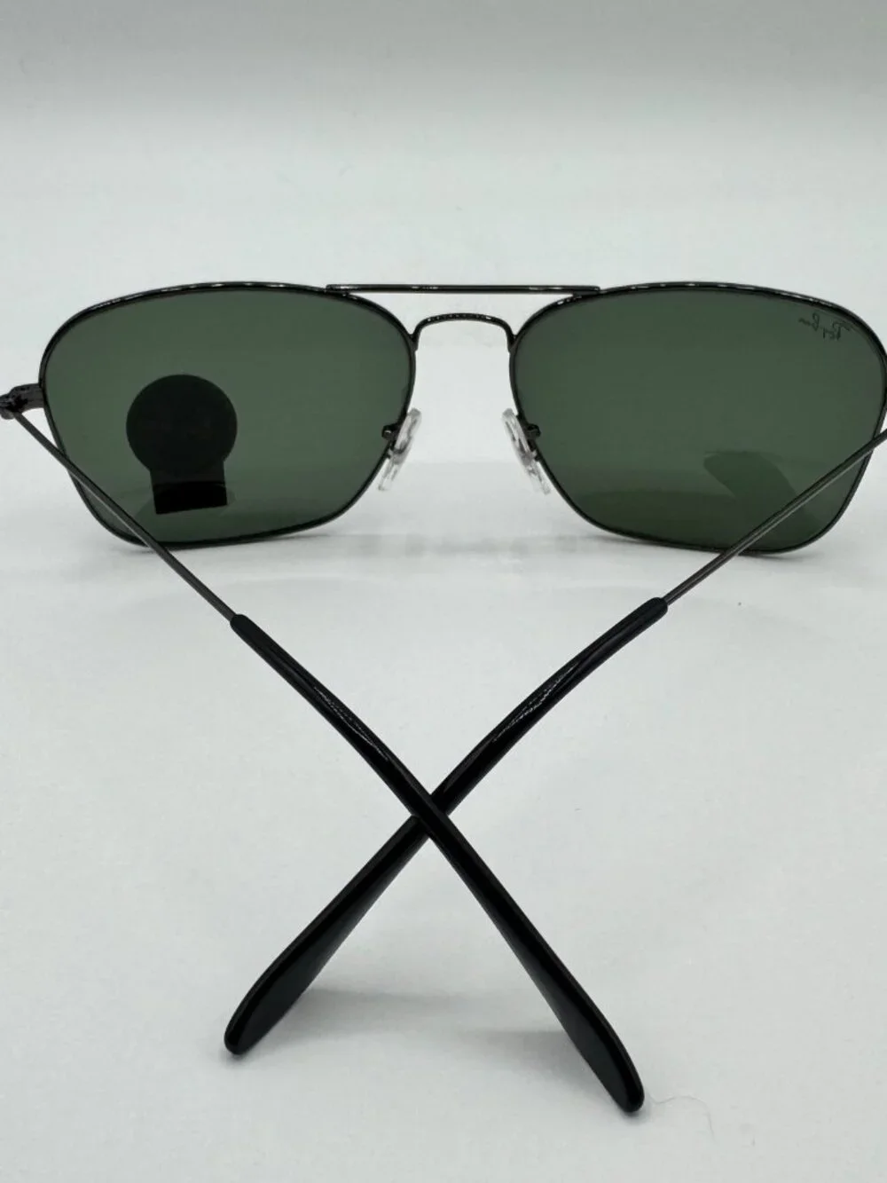 Ray-Ban model rb3136