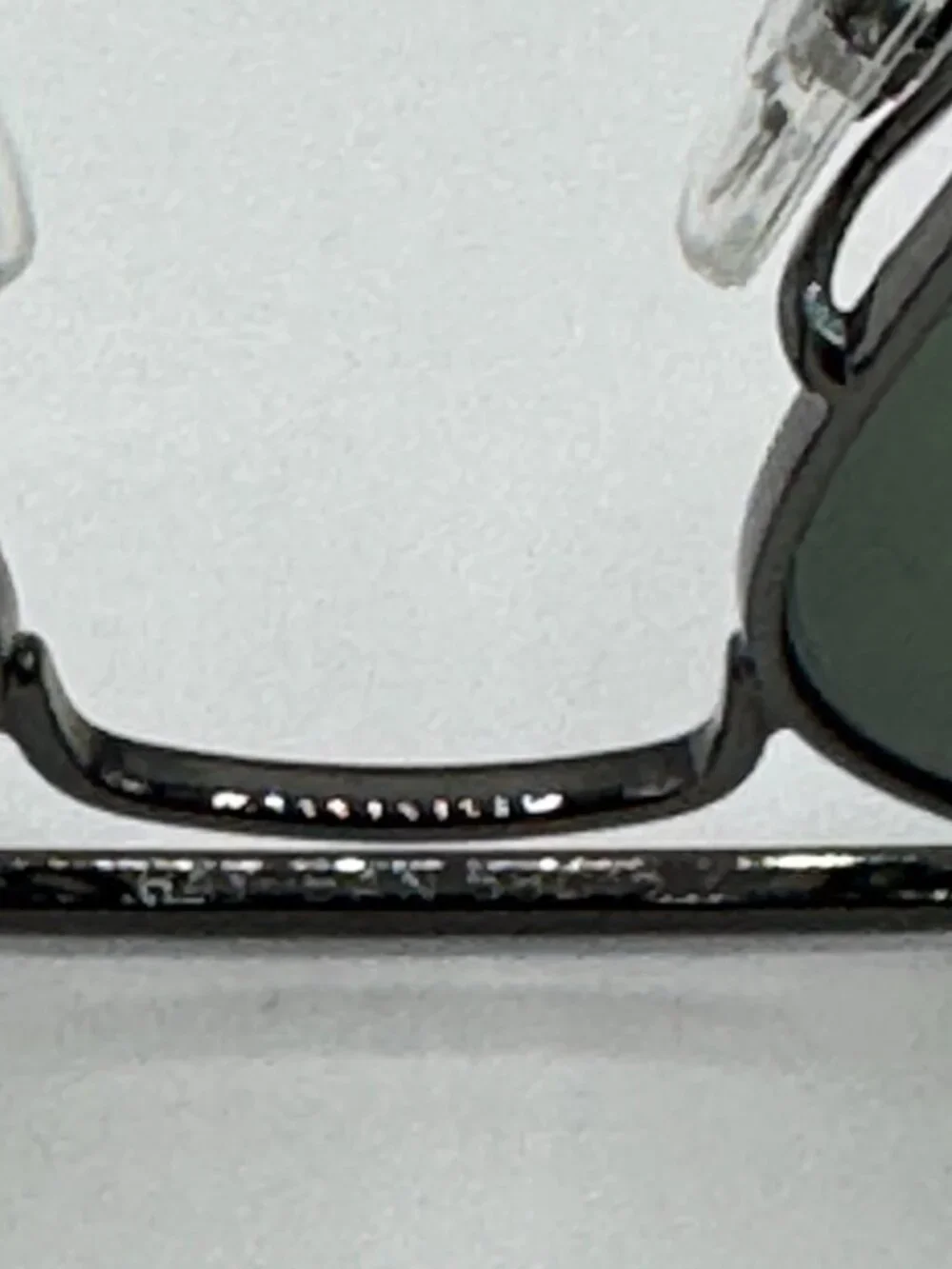 Ray-Ban model rb3136