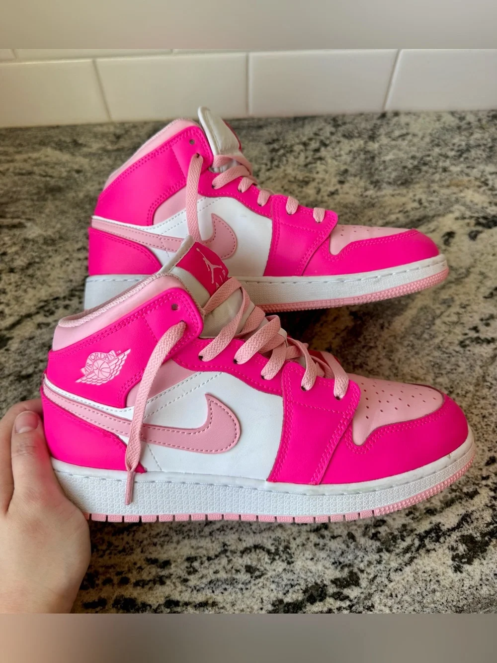 Air Jordan 1 Mid GS 