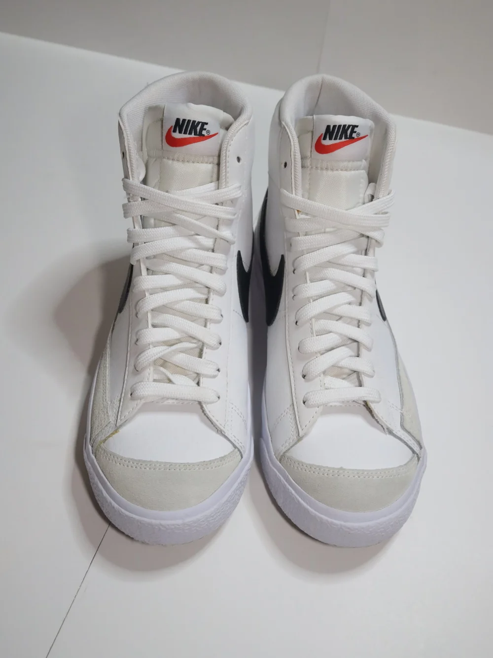 Nike Blazer Mid 77 Size 7Y Model DA4086-100