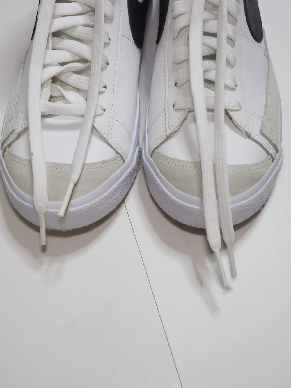 Nike Blazer Mid 77 Size 7Y Model DA4086-100