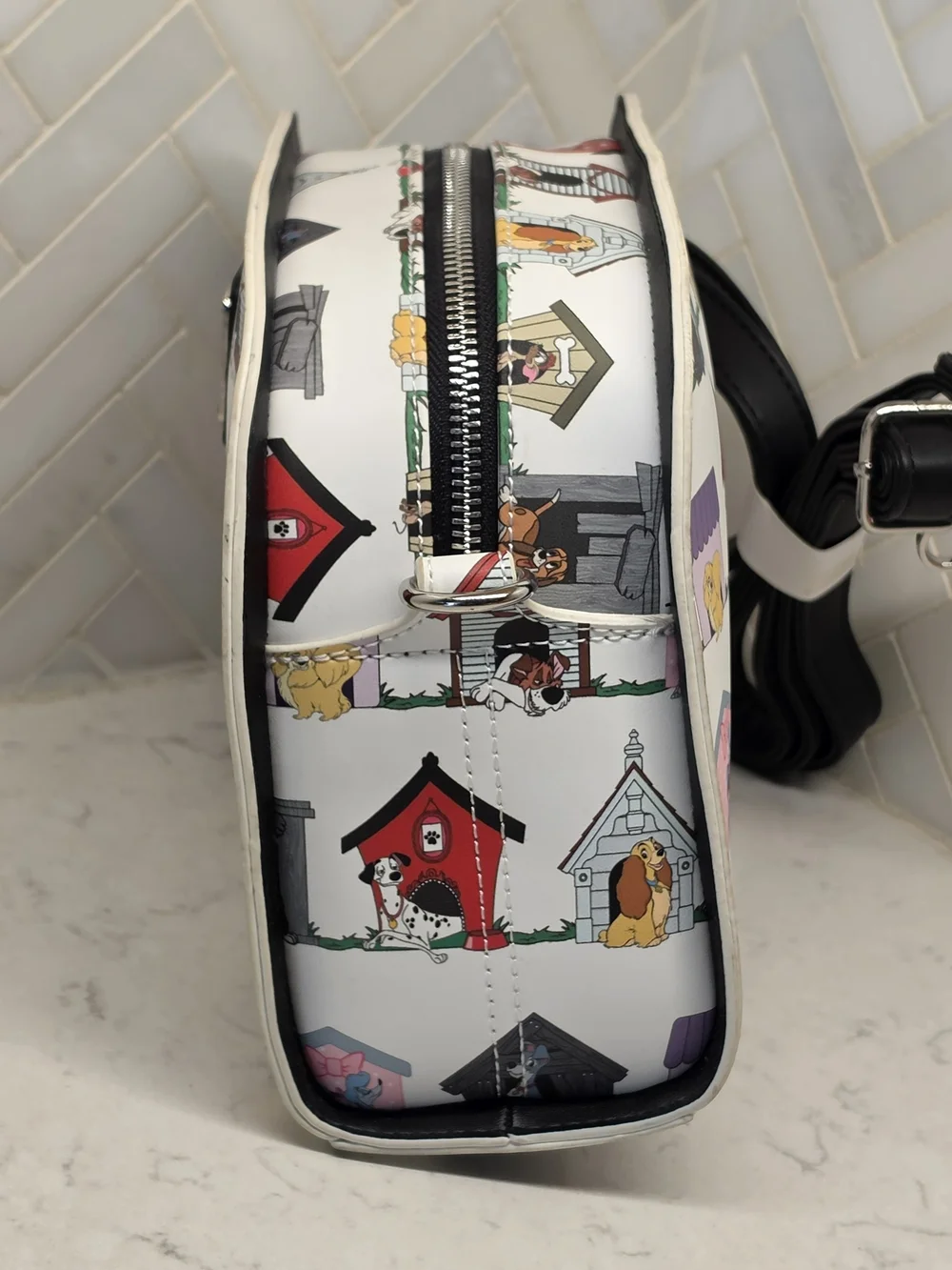 NWT Loungefly White Disney Lady and the Tramp Dog House Crossbody Bag