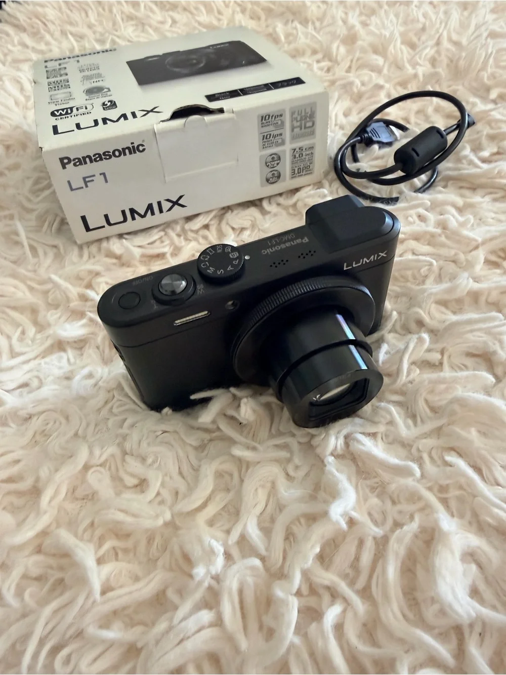 Panasonic compact lumix