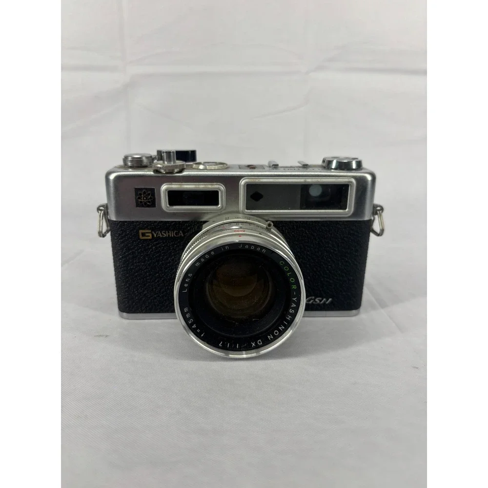 Yashica Electro 35 GSN Rangefinder Film Camera 45mm f/1.7 Lens Silver Black‎