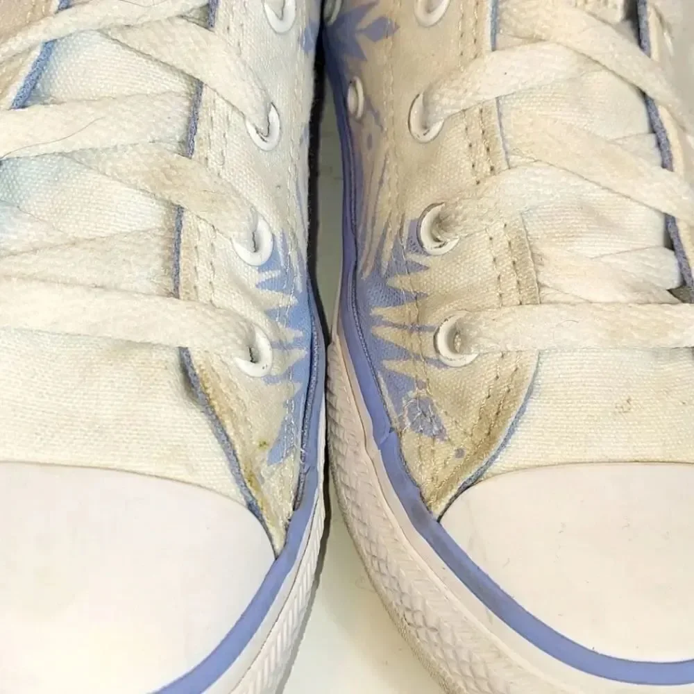 Converse disney elsa
