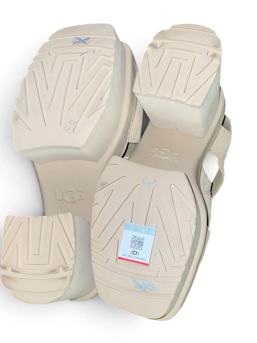 UGG brand new