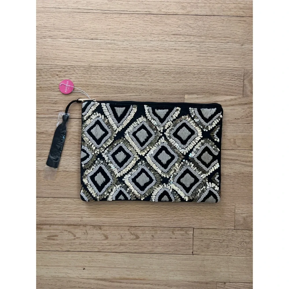 Ashiana London Clutch Women Small Black NWT