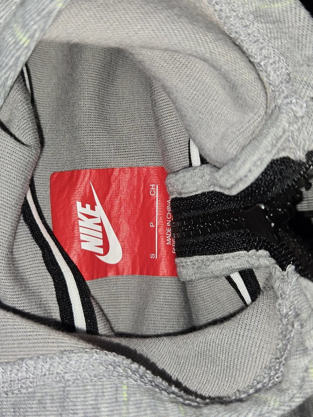 Nike hooded zip