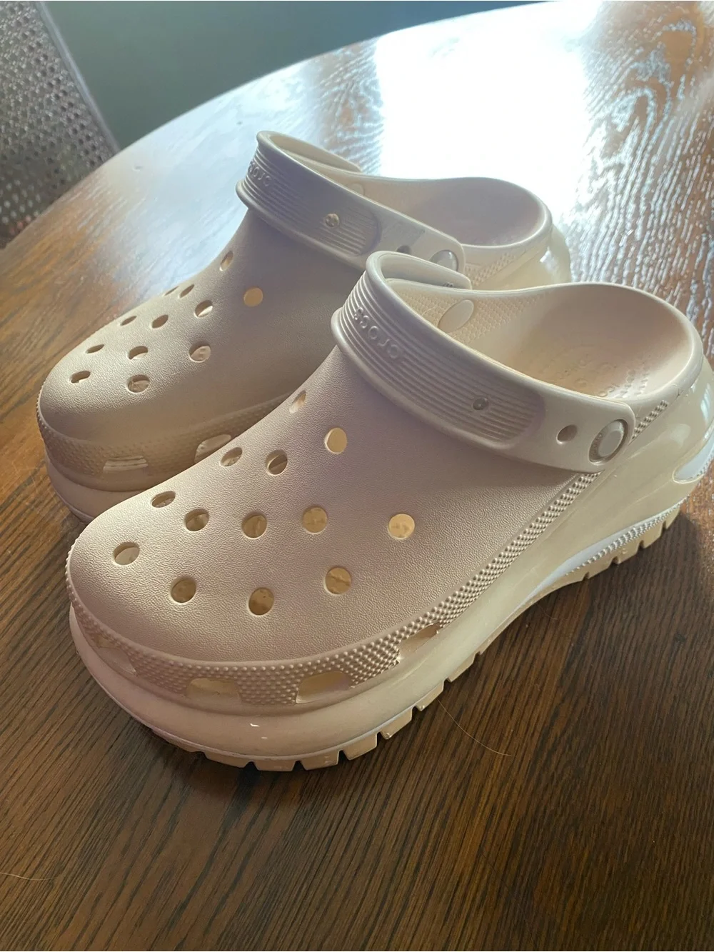 CROCS Platform Clogs in Light Cream