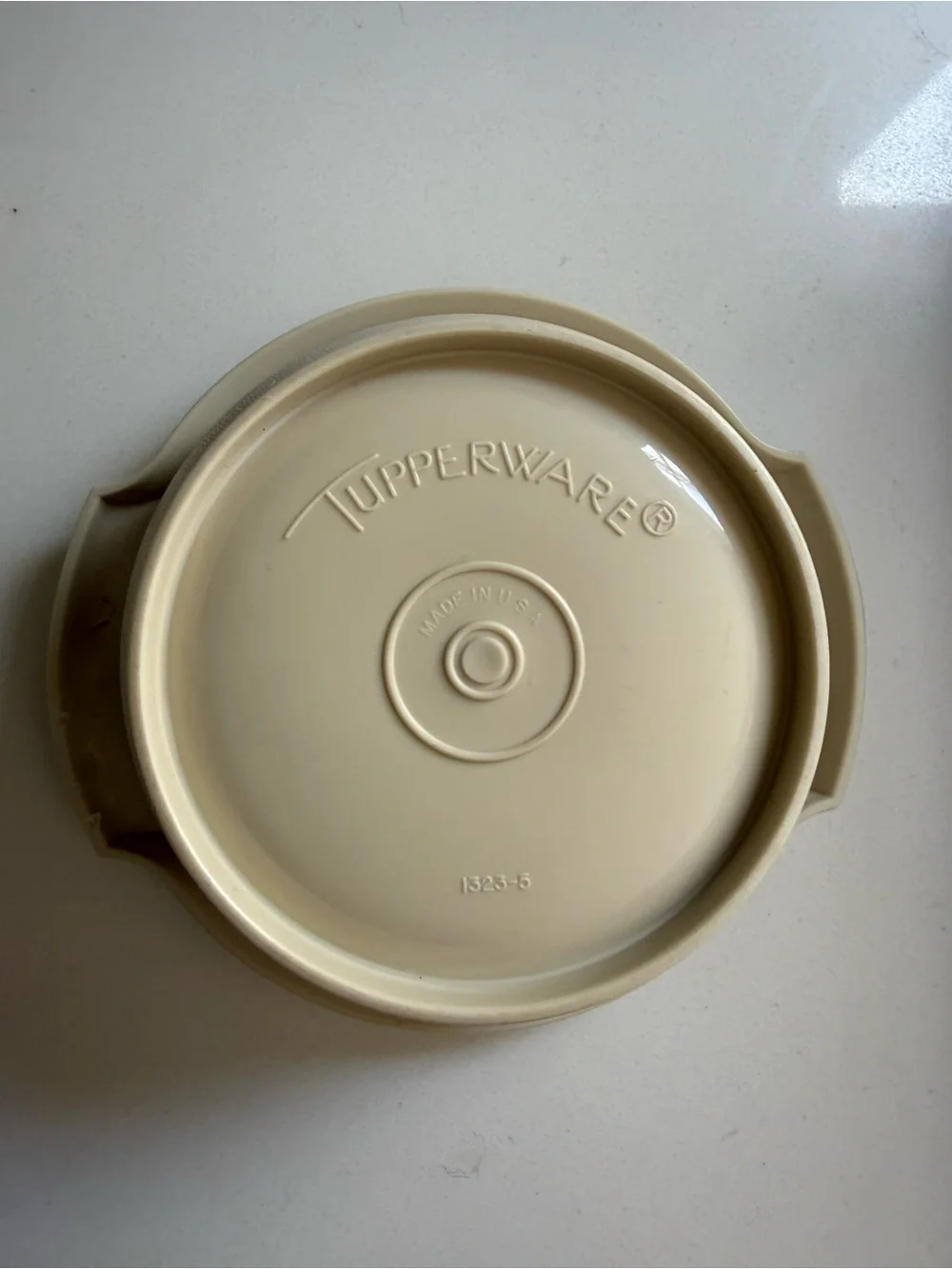 Tupperware vintage servalier