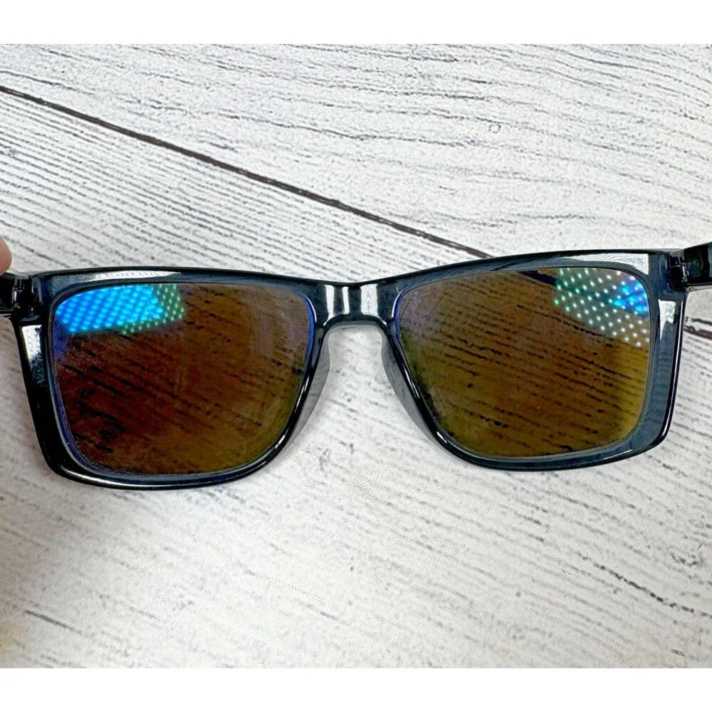 Nike FD1692 021 Crystal Dark Grey FORTUNE Sunglasses Mirror Lenses Shell Case