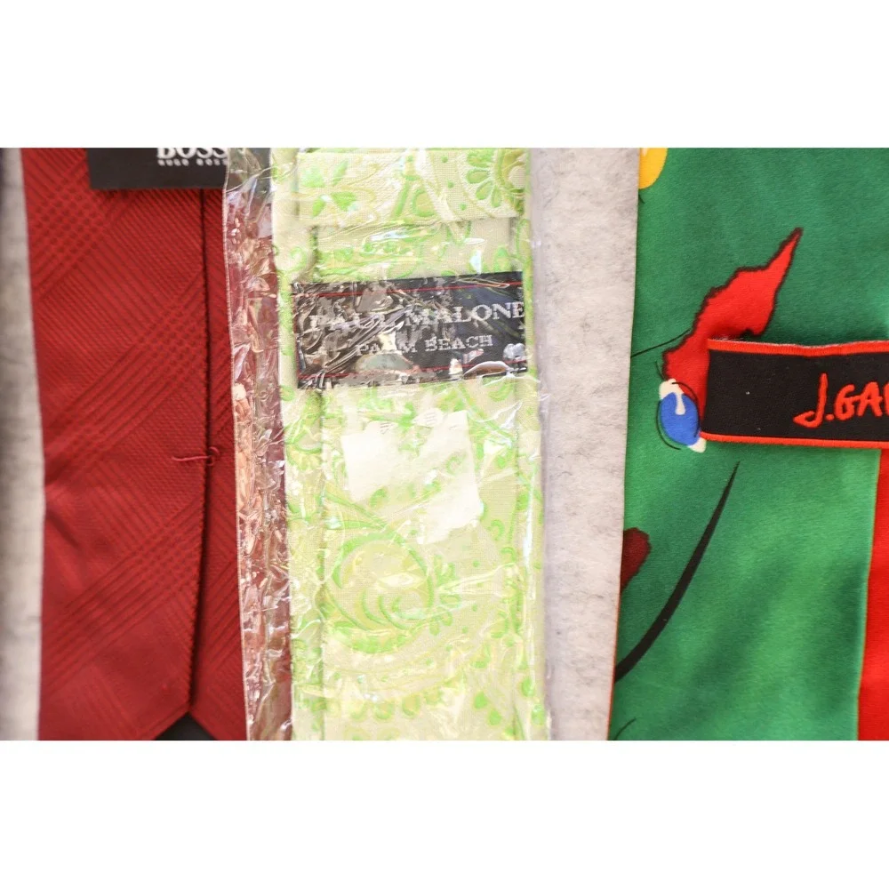 Mens Christmas Holiday Necktie Lot 12pc Looney Tunes Tommy Hilfiger Hugo Boss