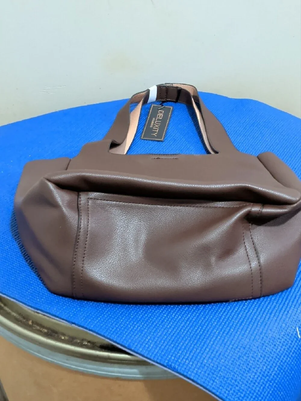 N/A brown leather